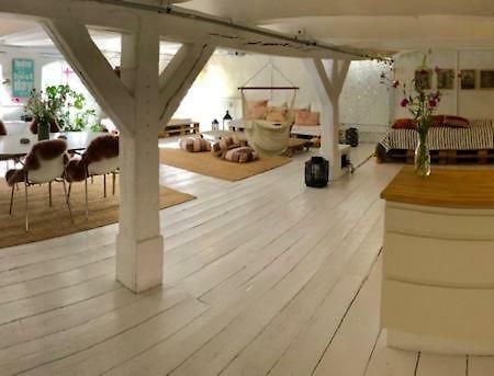 شقة A Charming And Beautiful Oasis In The Heart Of كوبنهاجن المظهر الخارجي الصورة